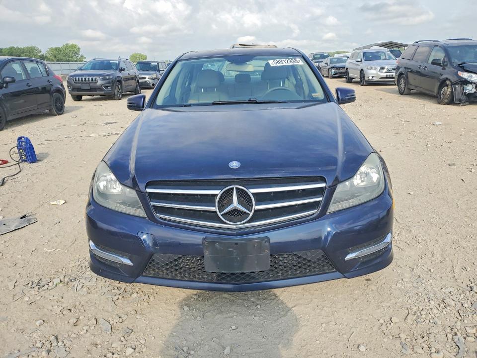 2014 Mercedes-benz VIN WDDGF4HB2EA967517 COPART salvage auction — MECHANICAL, MO - DEALER ONLY CLEAN TITLE (P), sold $500 on 2026-07-02 (photo 5)