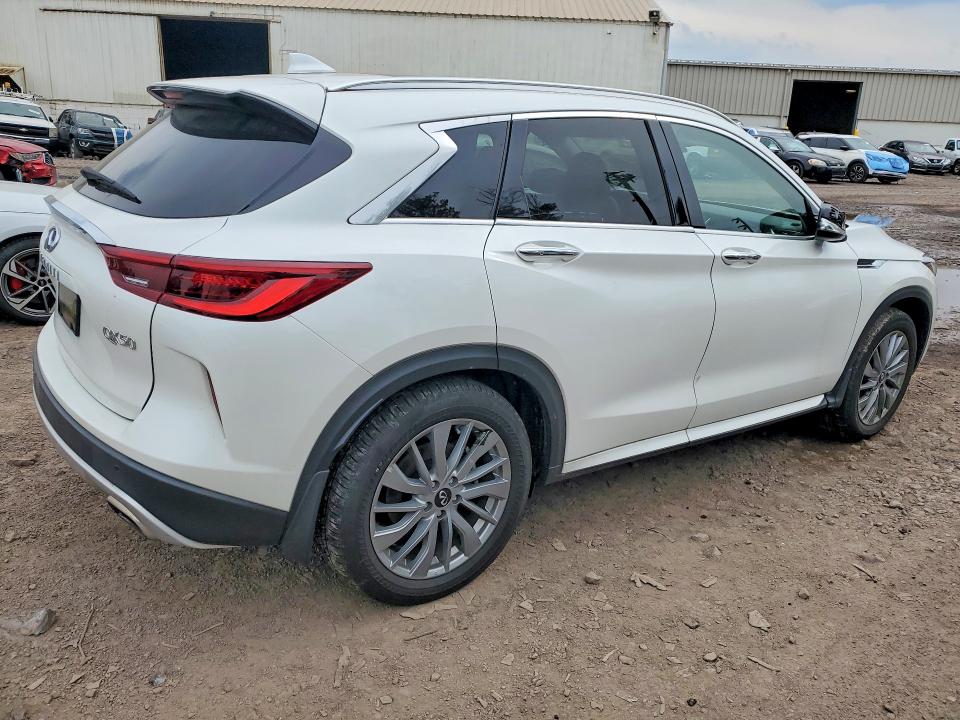 2025 Infiniti Qx50 VIN 3PCAJ5BB4SF108204 COPART salvage auction — VANDALISM, Pa - Certificate Of Salvage, sold $19,000 on 2026-08-17 (photo 3)
