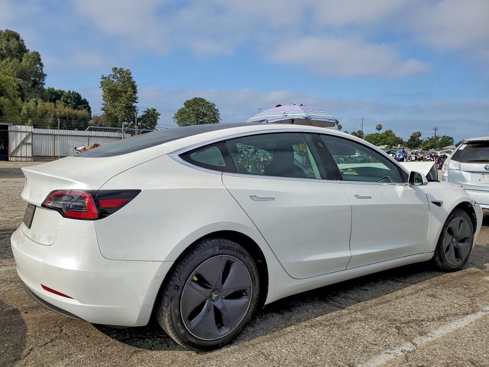 2020 Tesla VIN 5YJ3E1EA3LF660092 COPART salvage auction — FRONT END, CA - SALVAGE CERTIFICATE, sold $5,200 on 2026-07-31 (photo 3)