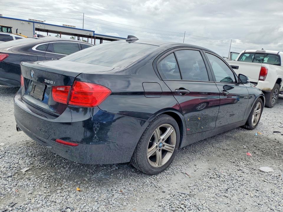 2013 BMW VIN WBA3A5G55DNP22000 COPART salvage auction — FRONT END, Fl - Cert Of Title Slvg Rebuildable, sold $1,350 on 2026-07-10 (photo 3)