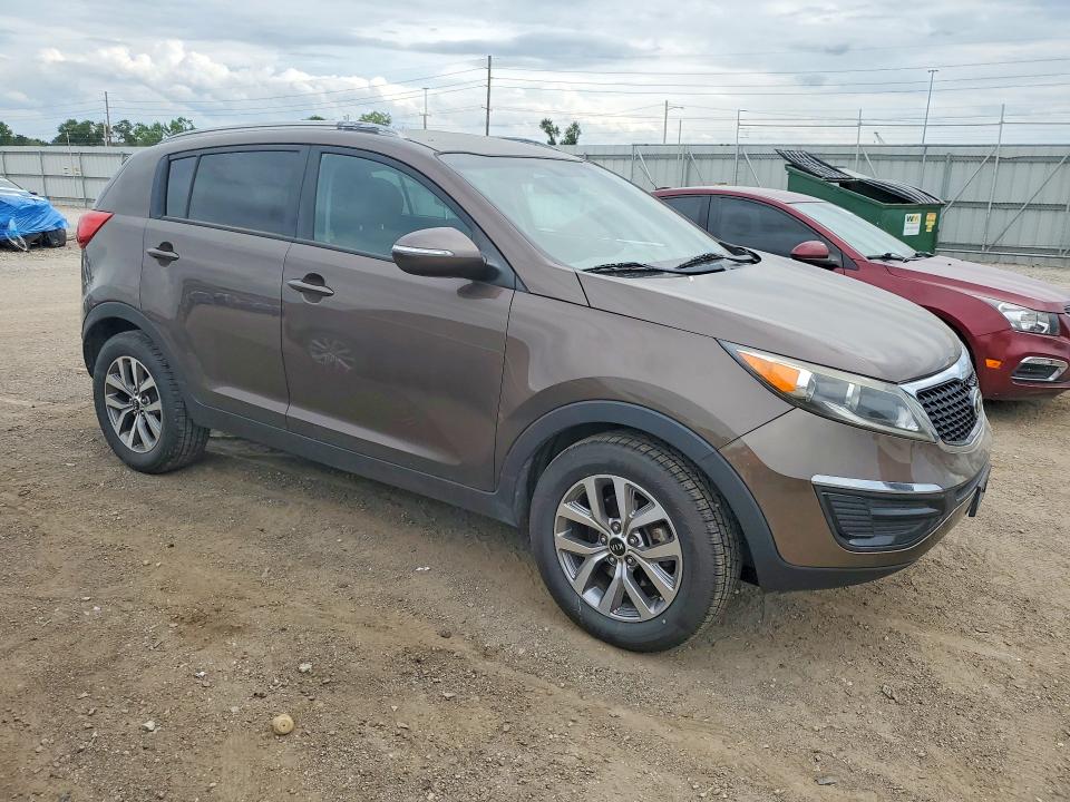 2014 Kia Sportage VIN KNDPB3AC4E7548407 COPART salvage auction — SIDE, Ia - Cert Of Title-Salvage Title, sold $1,700 on 2026-07-06 (photo 4)