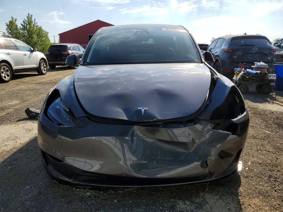 2023 Tesla Model y VIN LRWYGDFD2PC162816 COPART salvage auction — UNDERCARRIAGE, On - Permit No Brand - Unfit, sold $11,700 on 2026-07-02 (photo 5)