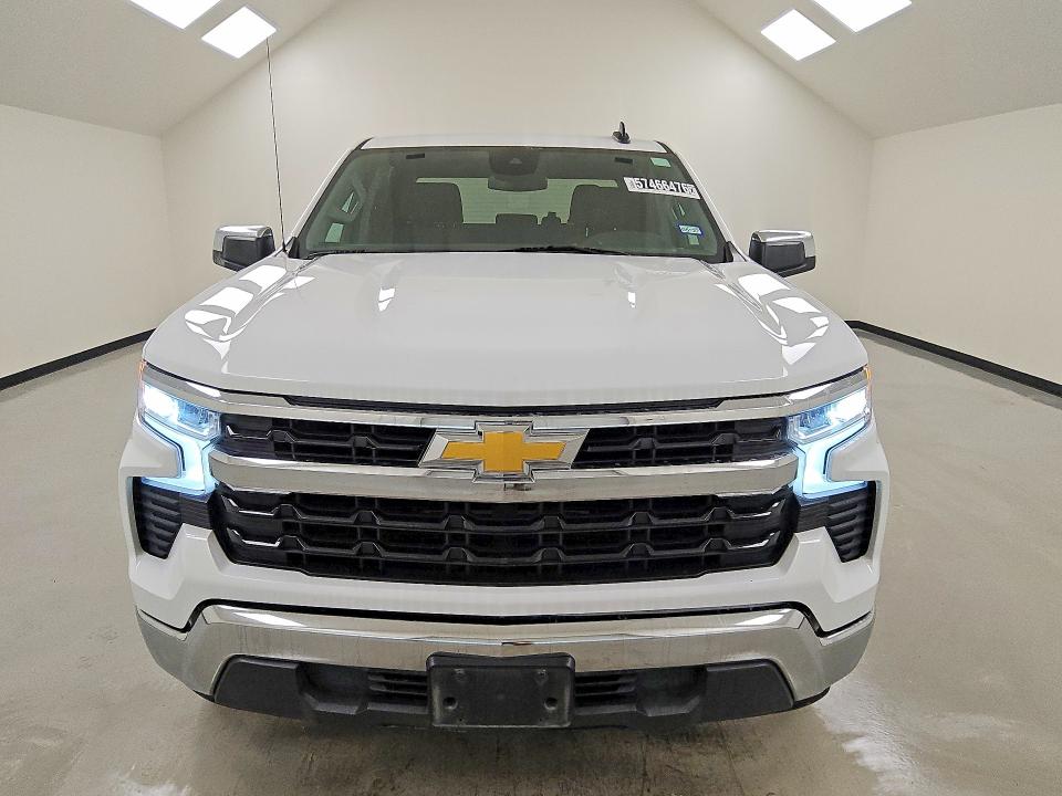 2024 Chevrolet Silverado 1500 VIN 1GCPACEK6RZ349728 COPART salvage auction — MINOR DENT/SCRATCHES, TX - CERTIFICATE OF TITLE, sold $18,400 on 2026-07-09 (photo 5)