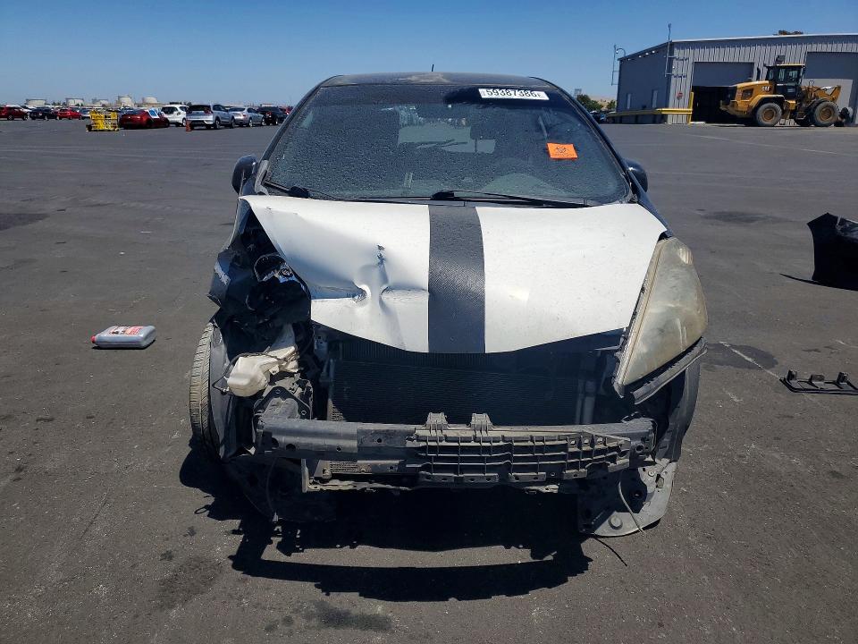 2011 Honda Fit VIN JHMGE8H52BC006266 COPART salvage auction — FRONT END, CA - SALVAGE CERTIFICATE, sold $175 on 2026-07-15 (photo 5)