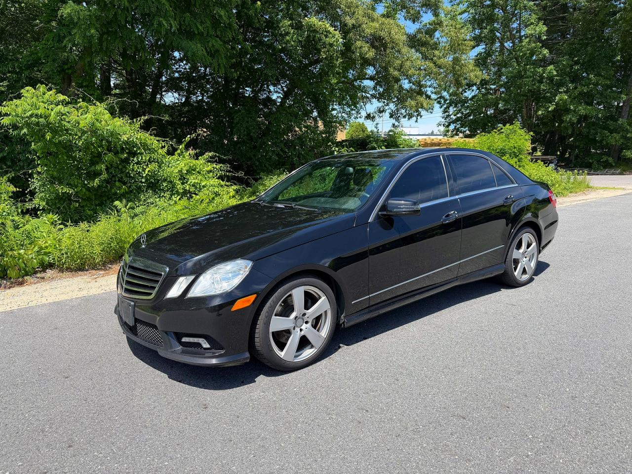 2011 Mercedes-Benz E-Class VIN WDDHF8HB0BA325966 — COPART salvage auction photo