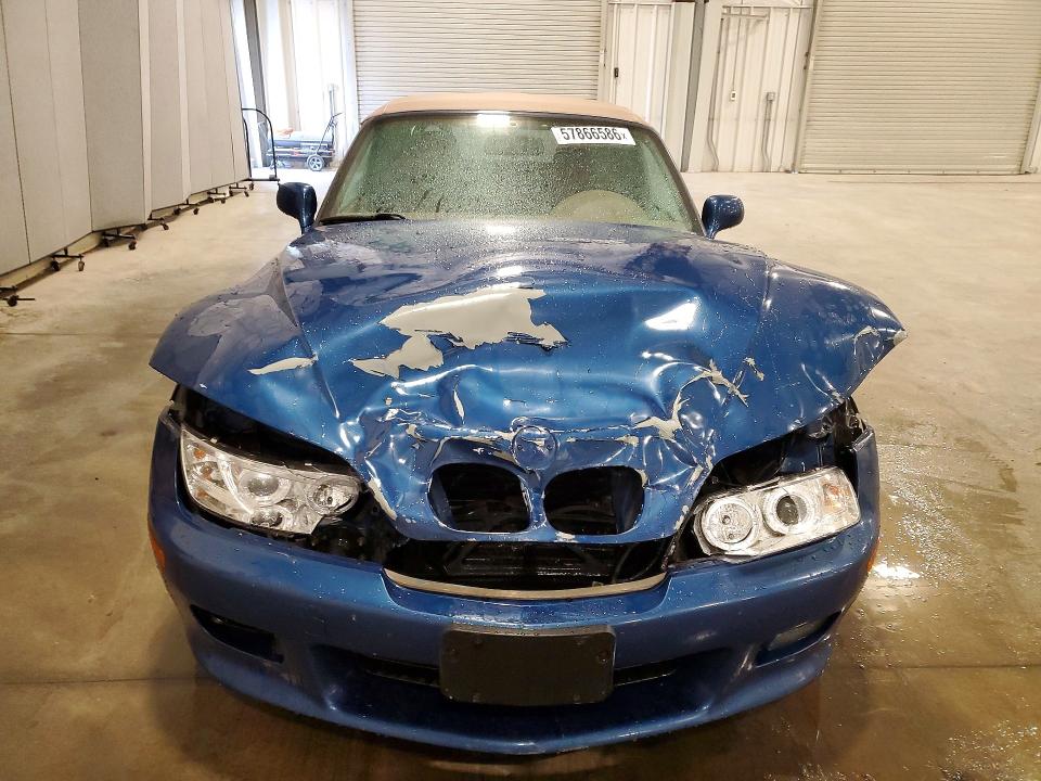 2000 BMW Z3 VIN WBACH934XYLF89979 COPART salvage auction — FRONT END, MN - CERT OF TITLE-SALVAGE, sold $1,500 on 2026-08-10 (photo 5)