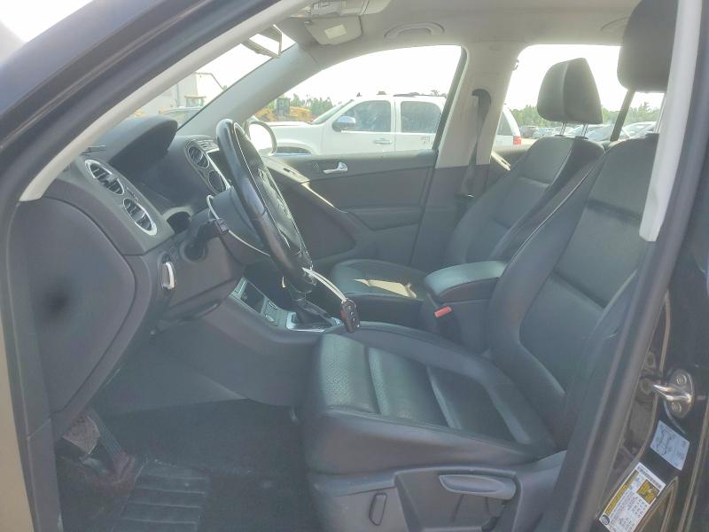 2017 Volkswagen Tiguan VIN WVGAV7AX7HK021496 COPART salvage auction — REAR END, Nc - Salvage Certificate Of Title, sold $900 on 2026-08-03 (photo 7)