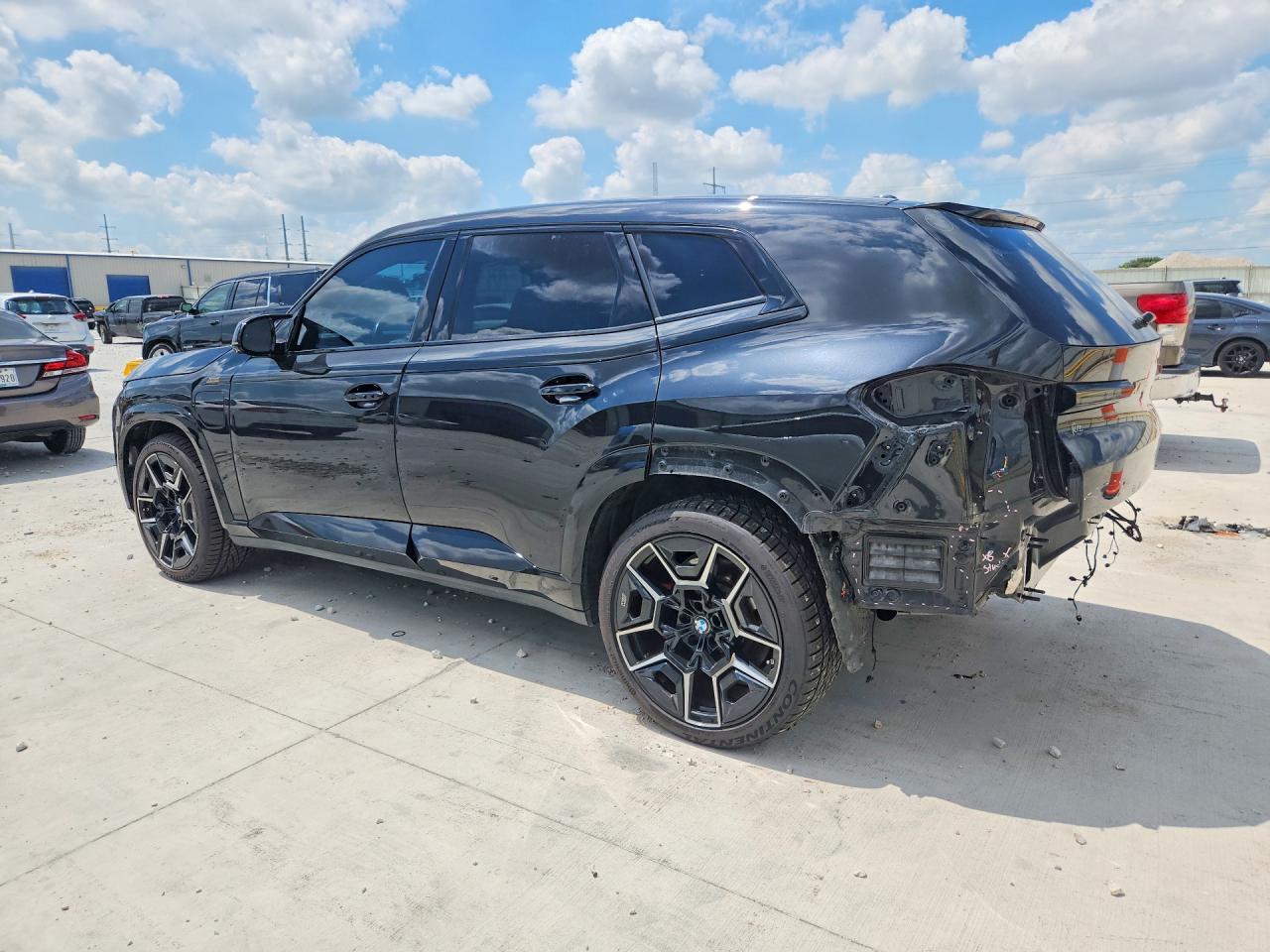 2023 BMW XM VIN 5YM23CS05P9S47414 COPART salvage auction — Rear End, TX - SALVAGE VEHICLE TITLE, sold $67,500 on 2026-08-11 (photo 2)