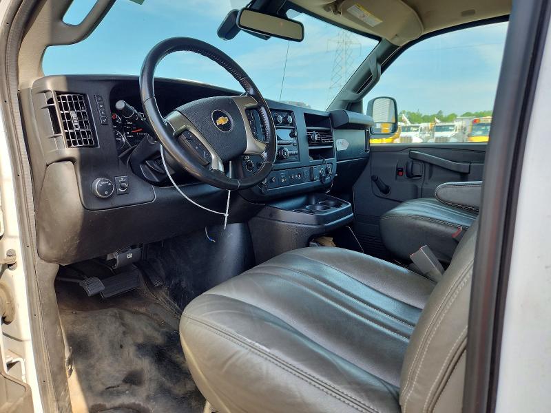 2019 Chevrolet Express 3500 VIN 1GB0GRFP2K1189059 COPART salvage auction — MINOR DENT/SCRATCHES, NJ - CERTIFICATE OF TITLE, sold $1,000 on 2026-07-09 (photo 8)