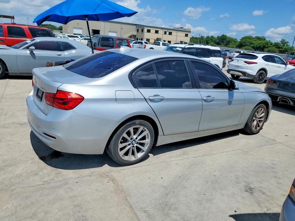 2017 BMW 3er VIN WBA8E1G57HNU13993 COPART salvage auction — MINOR DENT/SCRATCHES, Tx - Certificate Of Title (P), sold $2,000 on 2026-07-27 (photo 3)