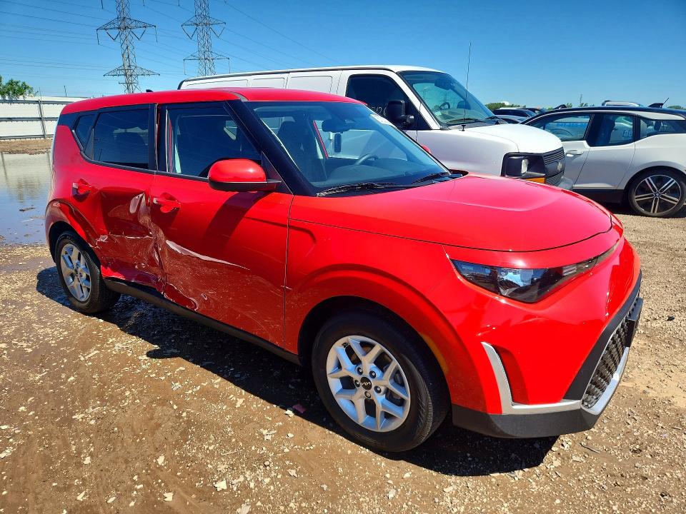 2025 Kia Soul VIN KNDJ23AU2S7272139 COPART salvage auction — SIDE, Il - Salvage Certificate, sold $6,700 on 2026-07-14 (photo 4)
