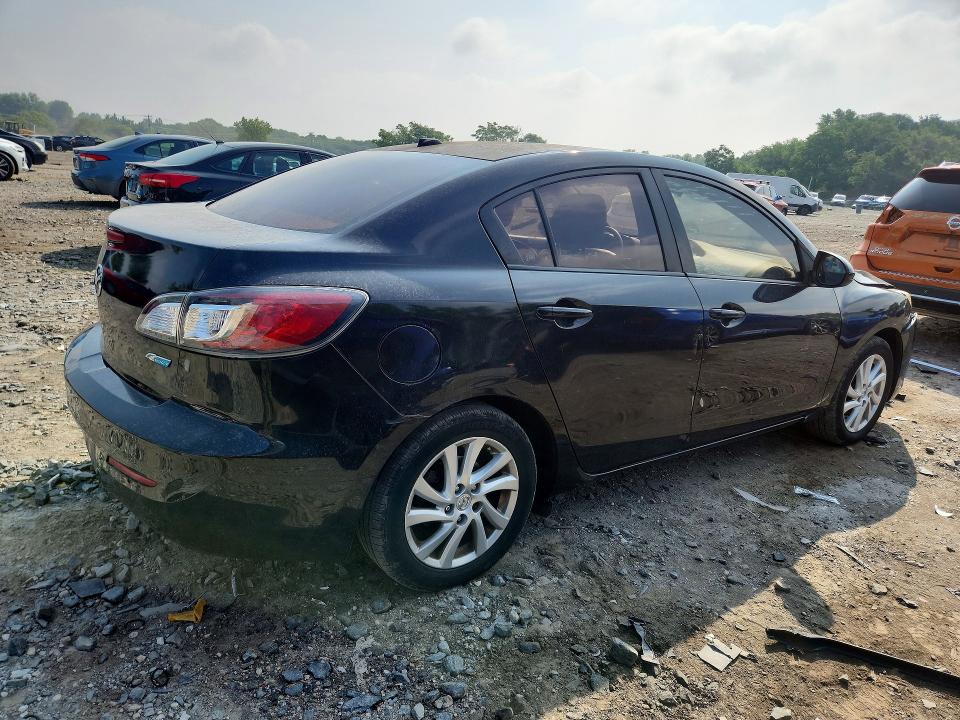 2012 Mazda 3 VIN JM1BL1W85C1657586 COPART salvage auction — FRONT END, Md - Cert Of Salvage > 75% Damage, sold $225 on 2026-07-30 (photo 3)