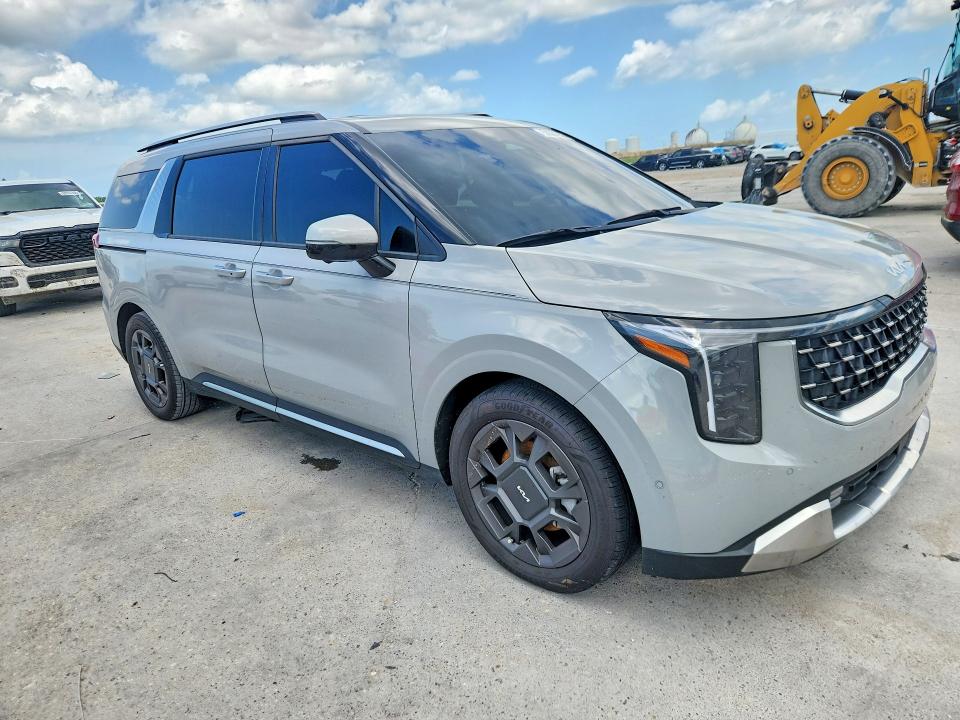2026 Kia Carnival VIN KNDNE5K34T6571309 COPART salvage auction — WATER/FLOOD, LA - CERT OF TITLE-SALVAGE FLOOD, sold $16,700 on 2026-07-22 (photo 4)