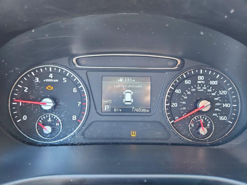 2019 Kia Sorento VIN 5XYPGDA56KG486094 COPART salvage auction — HAIL, Co - Certificate Of Title, sold $2,200 on 2026-07-06 (photo 9)