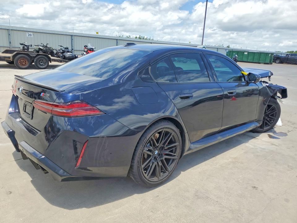 2026 BMW M5 VIN WBS83FK02TCW63513 COPART salvage auction — FRONT END, TX - SALVAGE VEHICLE TITLE, sold $56,500 on 2026-07-09 (photo 3)