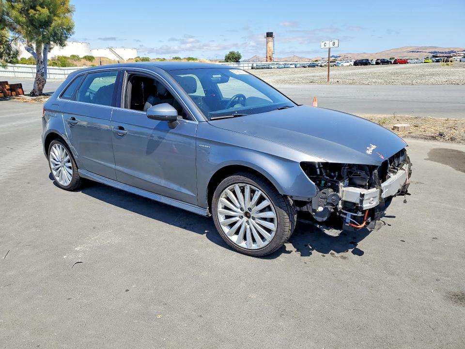 2016 Audi VIN WAUTPBFF0GA048812 COPART salvage auction — FRONT END, Ca - Salvage Certificate, sold $2,650 on 2026-07-22 (photo 4)