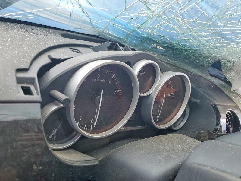 2007 Mazda Mx-5 VIN JM1NC25F570131697 COPART salvage auction — ROLLOVER, Or - Wrecker's Notice (Parts Only), sold $350 on 2026-07-13 (photo 9)