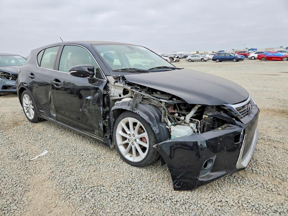 2013 Lexus VIN JTHKD5BH2D2170690 COPART salvage auction — FRONT END, In - Dis/Dlr/Exp Only Clean Title, sold $775 on 2026-07-21 (photo 4)