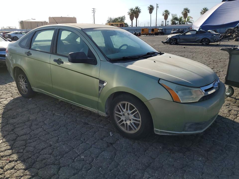 2008 Ford Focus VIN 1FAHP35N18W151710 COPART salvage auction — MINOR DENT/SCRATCHES, Ca - Dis/Dlr/Exp Only Clean Title, sold $325 on 2026-07-09 (photo 4)