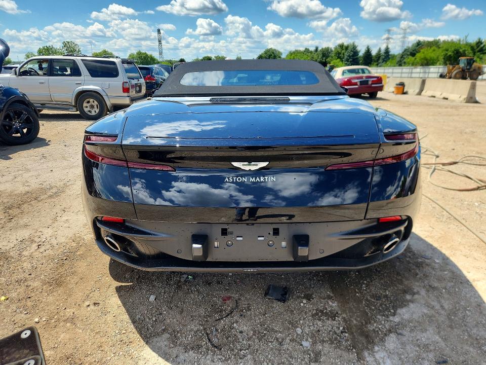 2019 Aston martin Db11 VIN SCFRMFCW7KGM08196 COPART salvage auction — Burn Engine, Il - Salvage Certificate, sold $42,500 on 2026-09-29 (photo 6)