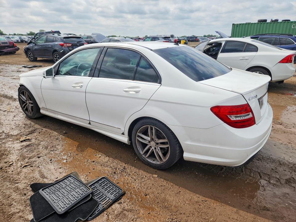 2013 Mercedes-benz C-klasse VIN WDDGF8ABXDR273403 COPART salvage auction — FRONT END, Il - Salvage Certificate, sold $1,300 on 2026-07-28 (photo 2)