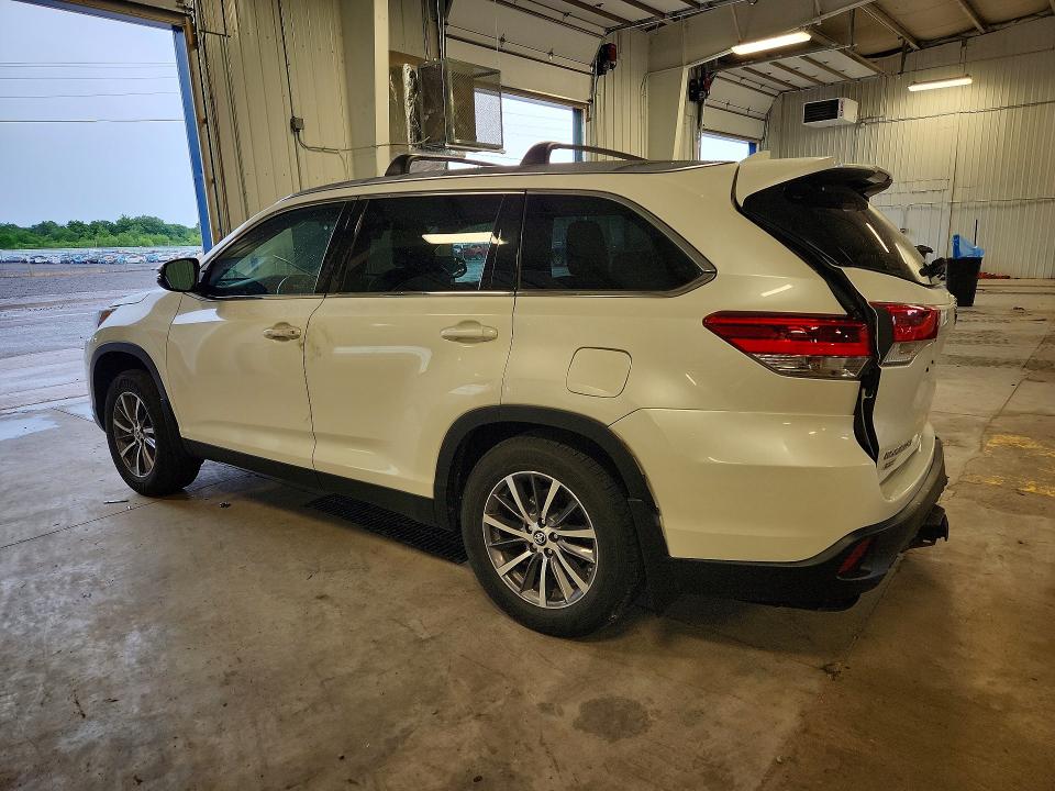 2019 Toyota VIN 5TDJZRFH2KS572263 COPART salvage auction — REAR END, Mn - Cert Of Title-Salvage, sold $300 on 2026-07-21 (photo 2)