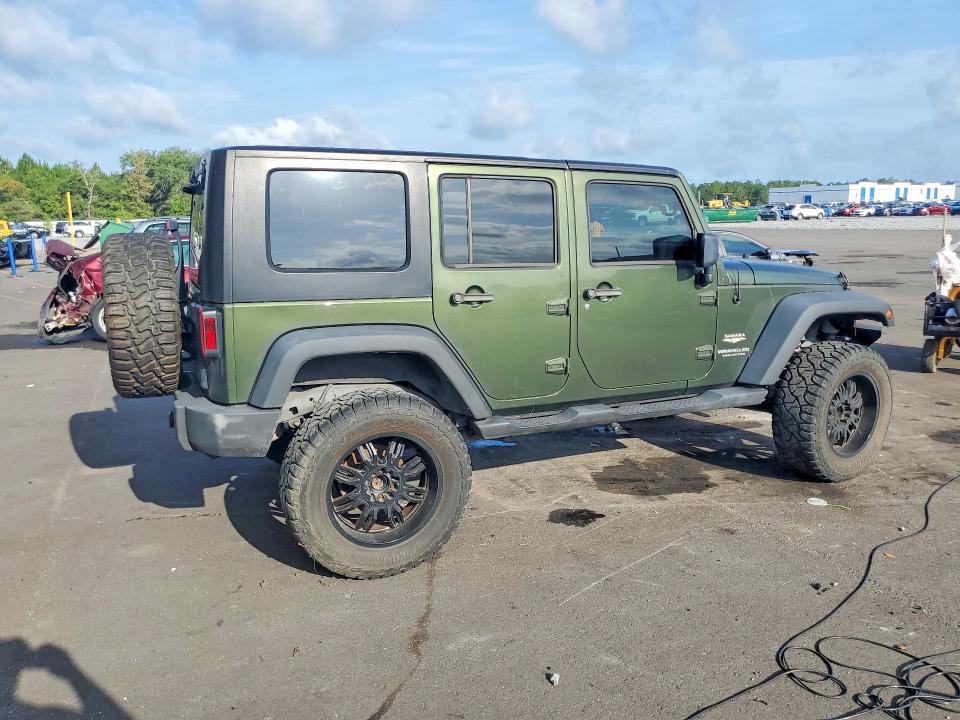 2007 Jeep Wrangler / VIN 1J4GB59117L143088 COPART salvage auction — MINOR DENT/SCRATCHES, Fl - Certificate Of Title (P), sold $4,300 on 2026-07-08 (photo 3)