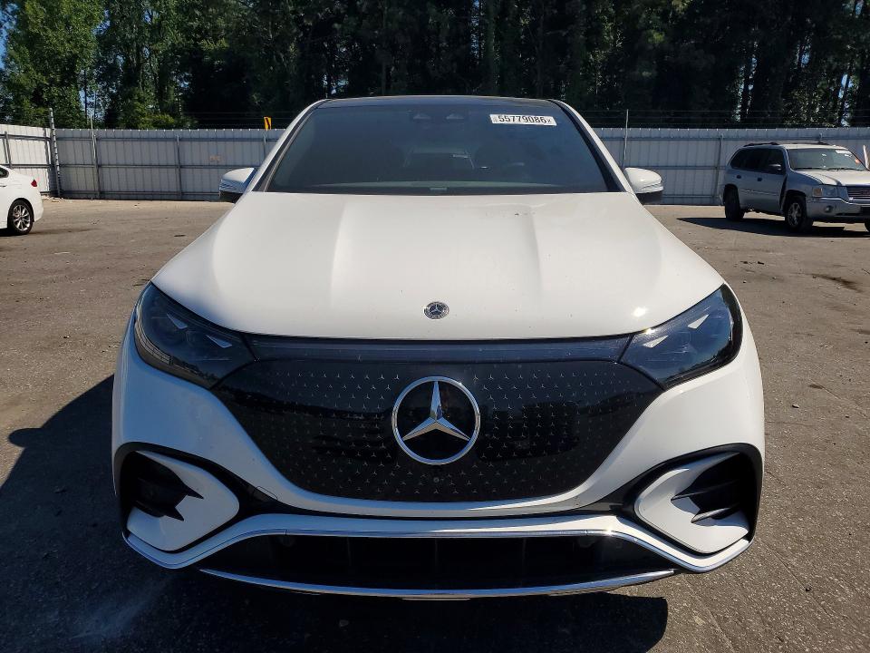 2023 Mercedes-benz Eqe VIN 4JGGM2CB1PA009169 COPART salvage auction — REAR END, NC - SALVAGE CERTIFICATE OF TITLE, sold $7,400 on 2026-07-30 (photo 5)