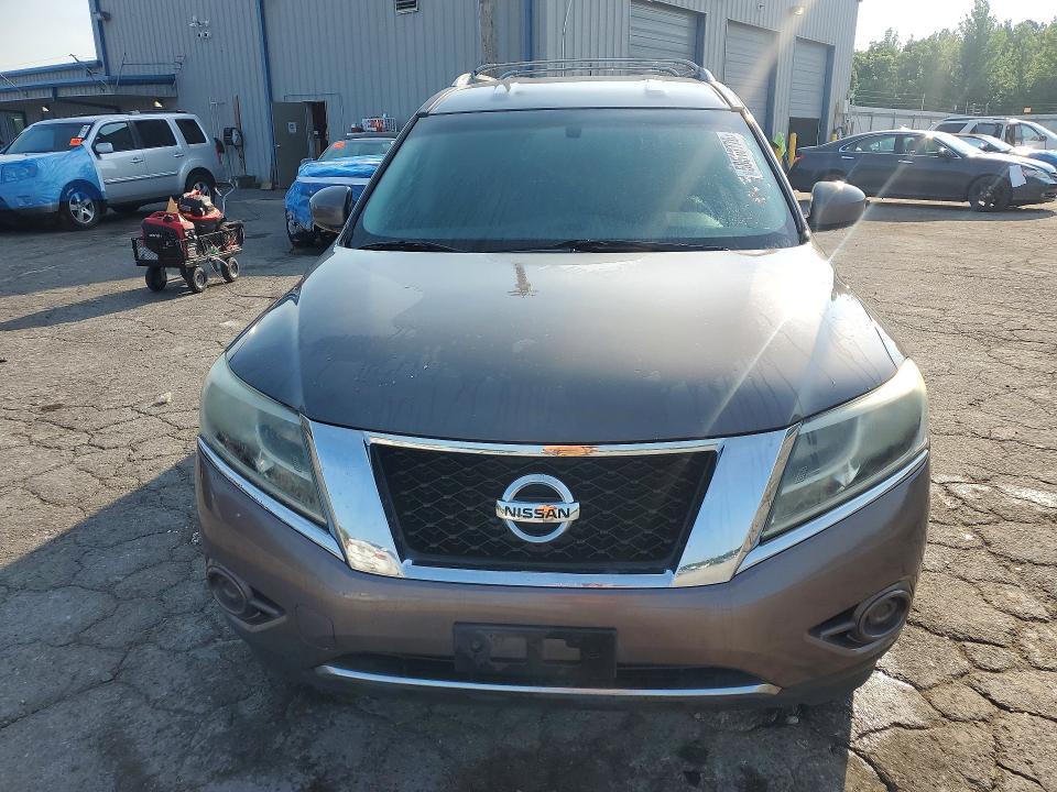2013 Nissan Pathfinder VIN 5N1AR2MN1DC610131 COPART salvage auction — MINOR DENT/SCRATCHES, Tx - Certificate Of Title, sold $750 on 2026-07-04 (photo 5)