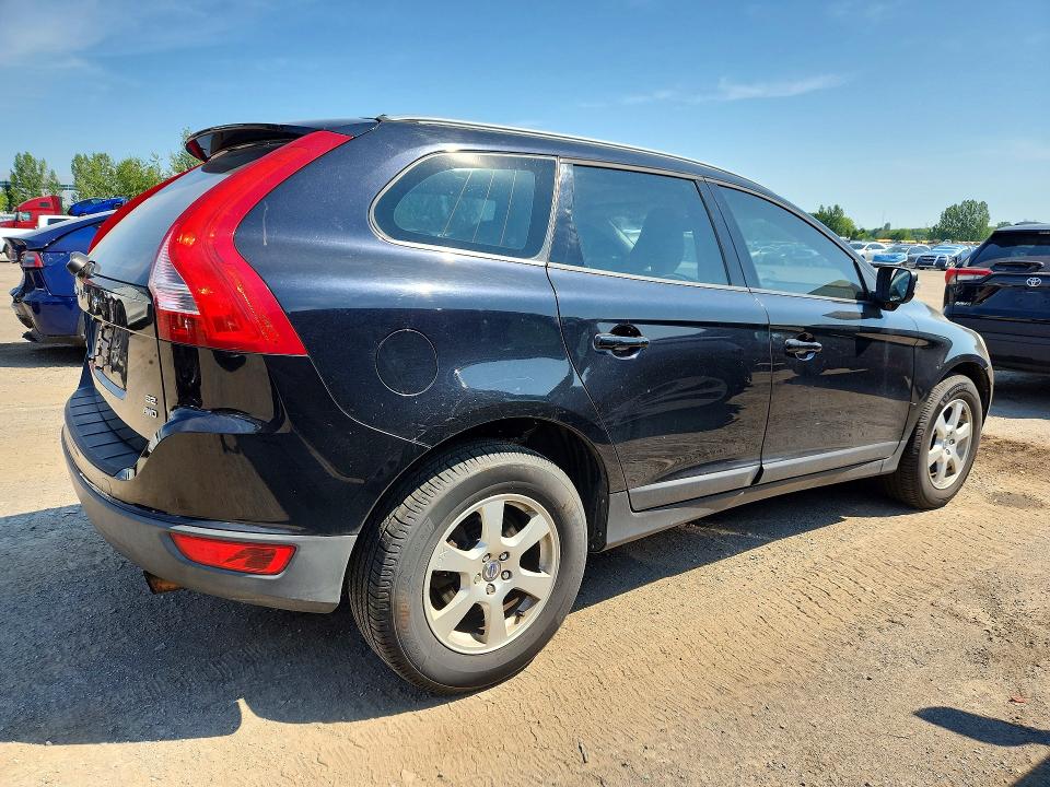 2010 Volvo Xc60 VIN YV4982DZ2A2112712 COPART salvage auction — FRONT END, ON - PERMIT NO BRAND - UNFIT, sold $425 on 2026-07-21 (photo 3)