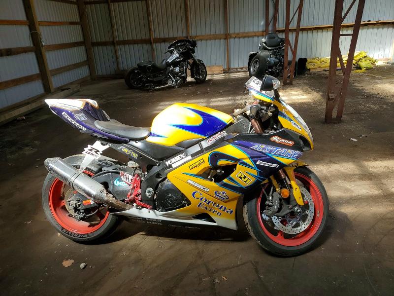 2006 Suzuki Gsx-r1000 VIN JS1GT76A062103490 COPART salvage auction — SIDE, On - Permit No Brand - Unfit, sold $1,100 on 2026-07-28 (photo 1)