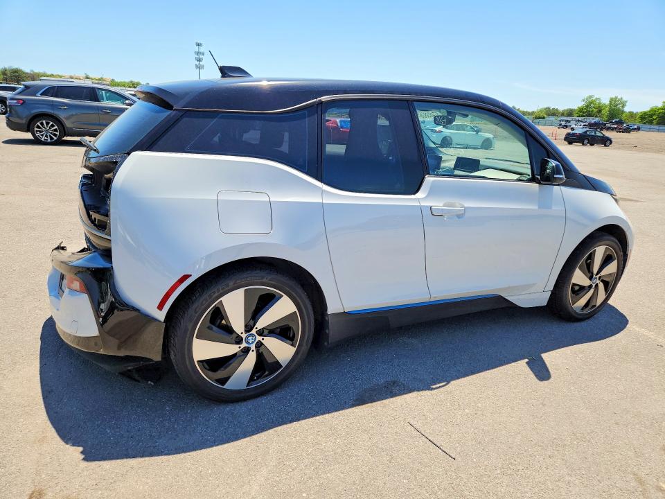 2018 BMW VIN WBY7Z2C57JVE64819 COPART salvage auction — REAR END, NY - MV-907A SALVAGE CERTIFICATE, sold $2,650 on 2026-07-28 (photo 3)