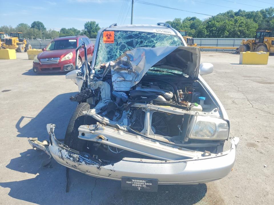 2003 Suzuki Xl-7 VIN JS3TX92V334114837 COPART salvage auction — SIDE, TN - SALVAGE CERTIFICATE, sold $250 on 2026-09-16 (photo 5)