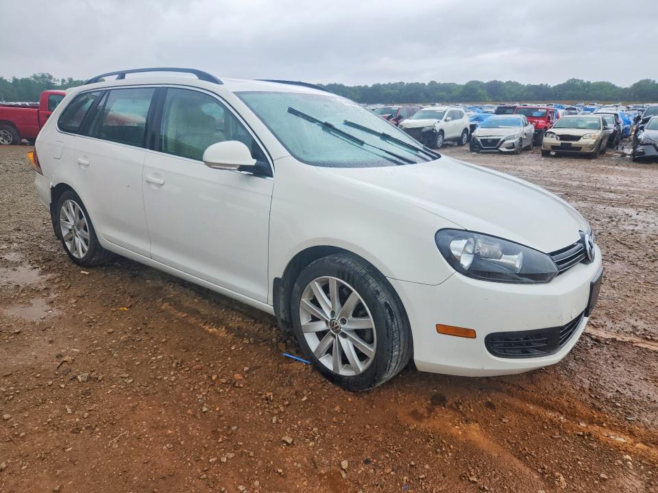 2014 Volkswagen Jetta VIN 3VWML7AJ0EM604464 COPART salvage auction — INTERIOR BURN, Al - Cert Of Title-Salvage Title, sold $1,600 on 2026-07-29 (photo 4)