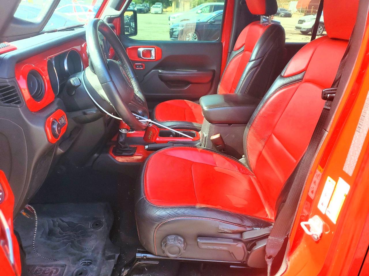2019 Jeep Wrangler Unlimited VIN 1C4HJXDG5KW528214 COPART salvage auction — Minor Dent/Scratches, GA - CERTIFICATE OF TITLE (P), sold $10,700 on 2026-07-01 (photo 7)