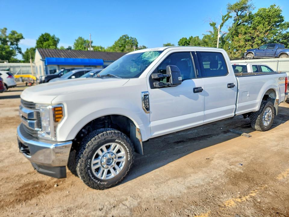 2018 Ford F-250 VIN 1FT7W2B6XJEC19773 — COPART salvage auction photo