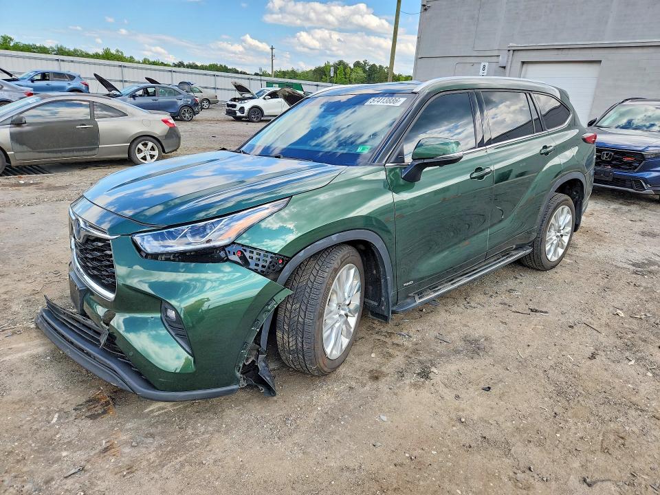 2023 Toyota Highlander VIN 5TDXBRCH6PS588573 COPART salvage auction — FRONT END, Va - Cert Of Title - Salvage, sold $14,000 on 2026-07-22 (photo 1)