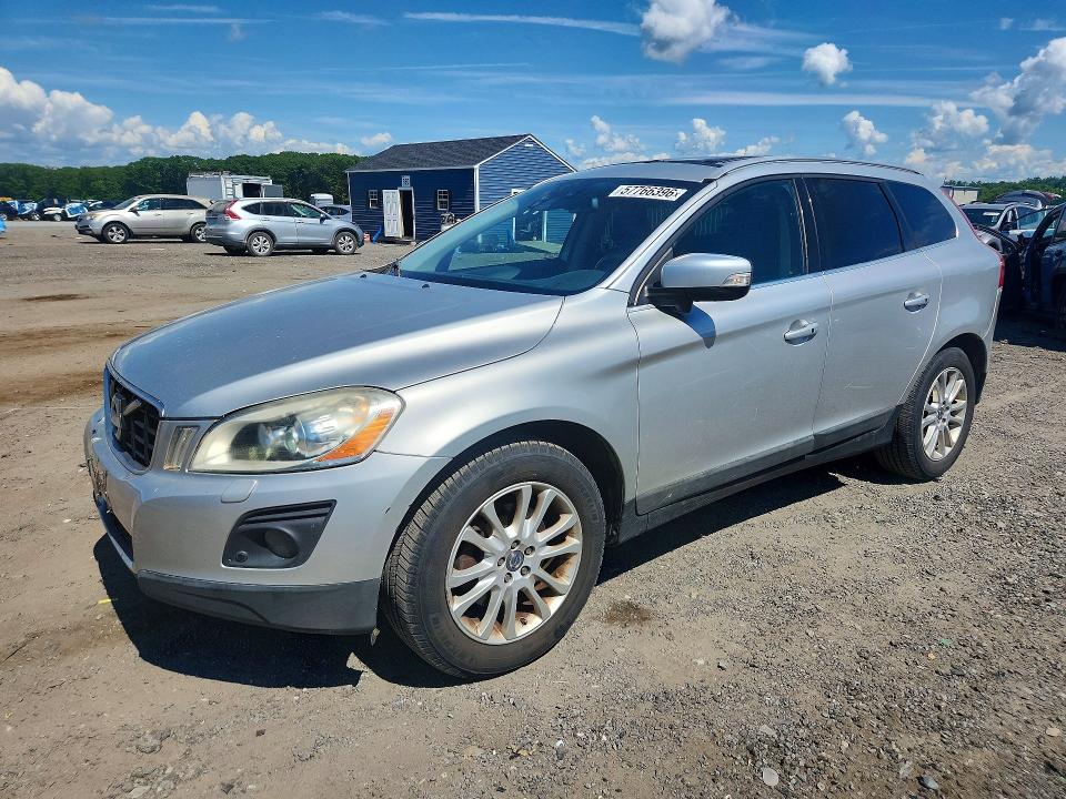 2010 Volvo Xc60 VIN YV4992DZ5A2019485 COPART salvage auction — MINOR DENT/SCRATCHES, Ma - Certificate Of Title, sold $775 on 2026-08-19 (photo 1)