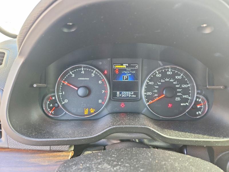 2014 Subaru Outback VIN 4S4BRCPC9E3258230 COPART salvage auction — REAR END, Tx - Salvage Vehicle Title, sold $2,800 on 2026-07-09 (photo 9)