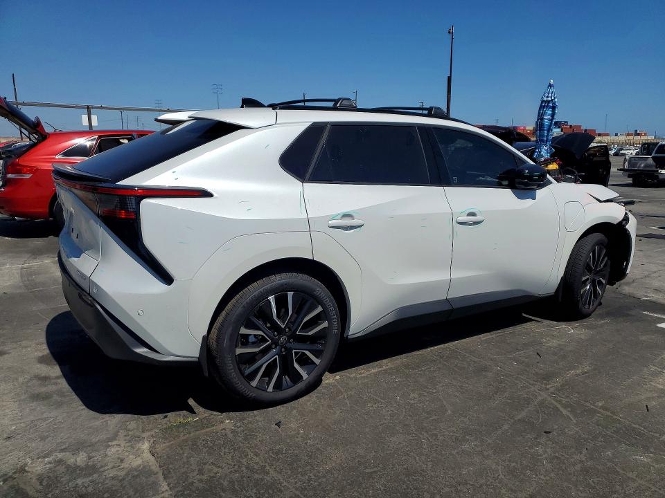 2026 Toyota Bz4x VIN JTMBDAFB5TA008122 COPART salvage auction — FRONT END, CA - SALVAGE CERTIFICATE, sold $15,500 on 2026-07-29 (photo 3)