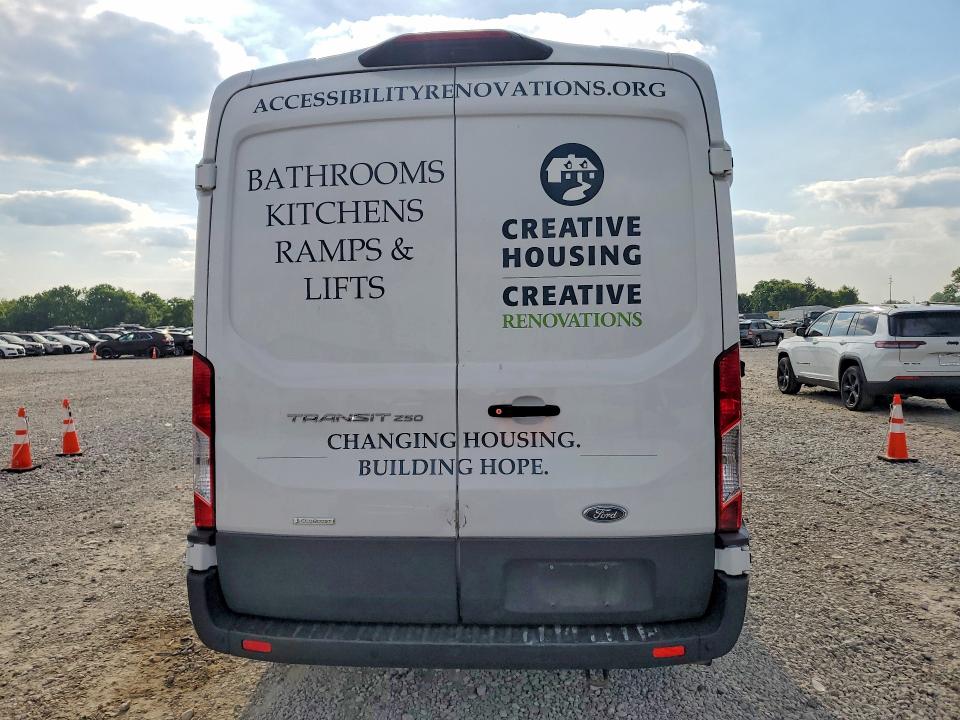2022 Ford Transit VIN 1FTBR1CG8NKA28671 COPART salvage auction — SIDE, OH - CERT OF TITLE-SALVAGE, sold $12,700 on 2026-07-29 (photo 6)