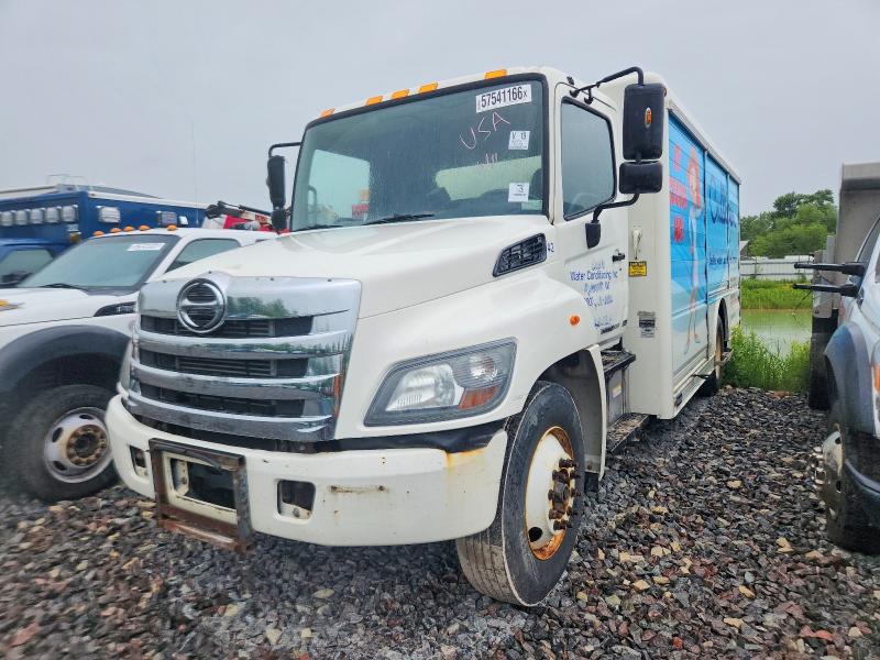 2014 Hino 258/268 VIN 5PVNJ8JV2E4S56748 COPART salvage auction — MECHANICAL, WI - CERTIFICATE OF TITLE (P), sold $7,300 on 2026-07-08 (photo 2)