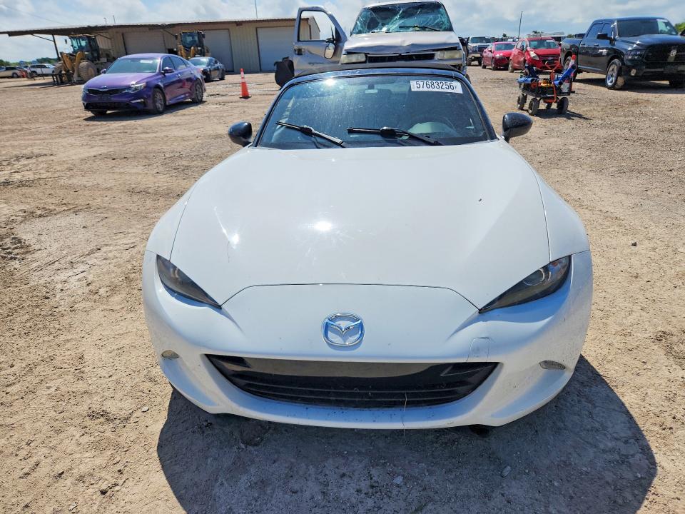 2016 Mazda Mx-5 VIN JM1NDAB7XG0117489 COPART salvage auction — WATER/FLOOD, Tx - Salvage Title-Flood Damage, sold $3,150 on 2026-07-29 (photo 5)
