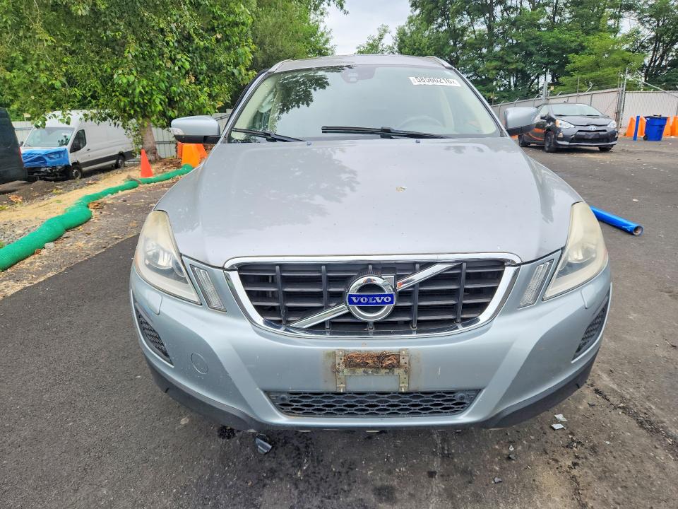 2012 Volvo VIN YV4902DZ1C2292694 COPART salvage auction — SIDE, Or - Salvage Title Certificate, sold $700 on 2026-08-31 (photo 5)