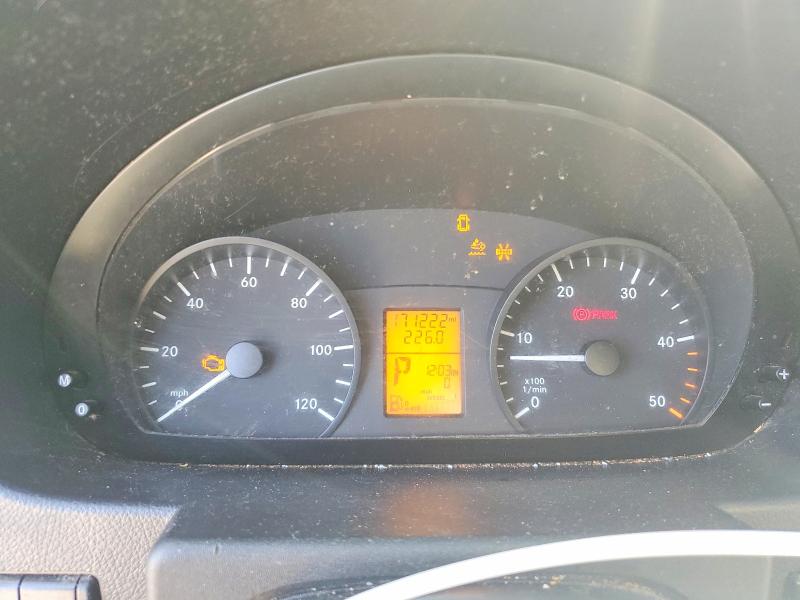 2015 Mercedes-benz Sprinter VIN WD3PE7CC8FP110948 COPART salvage auction — MINOR DENT/SCRATCHES, Md - Certificate Of Title, sold $3,300 on 2026-07-13 (photo 9)