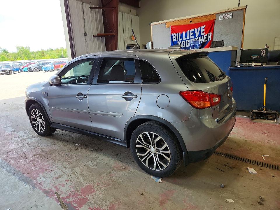 2017 Mitsubishi Outlander VIN JA4AR3AU2HZ006980 COPART salvage auction — MINOR DENT/SCRATCHES, Pa - Cert Of Title, sold $3,700 on 2026-07-27 (photo 2)