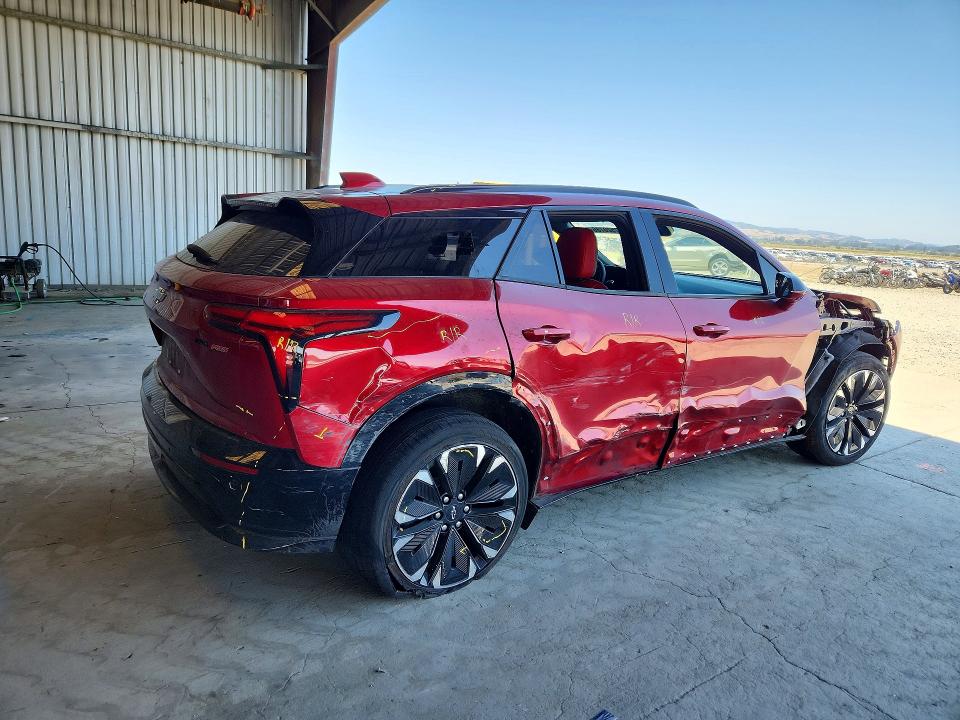 2024 Chevrolet Blazer VIN 3GNKDCRJ3RS170439 COPART salvage auction — SIDE, CA - SALVAGE CERTIFICATE, sold $8,500 on 2026-07-20 (photo 3)
