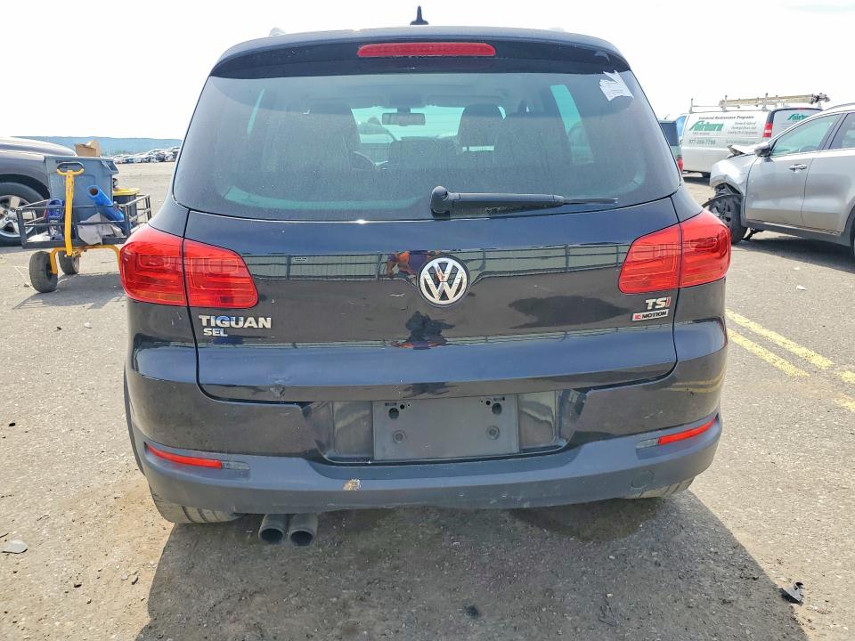2017 Volkswagen Tiguan VIN WVGWV7AX5HK021177 COPART salvage auction — FRONT END, Pa - Cert Of Title, sold $2,750 on 2026-07-10 (photo 6)