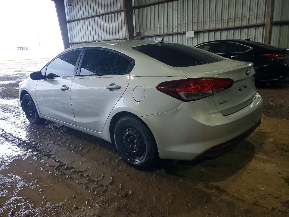 2018 Kia Forte VIN 3KPFK4A70JE209884 COPART salvage auction — MINOR DENT/SCRATCHES, Oh - Cert Of Title-Salvage (P), sold $5,700 on 2026-07-09 (photo 2)