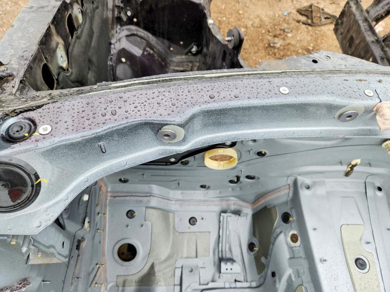 2018 Rolls-royce Dawn VIN SCA666D56JU107749 COPART salvage auction — STRIPPED, Tx - Certificate Of Title (P), sold $250 on 2026-07-28 (photo 9)